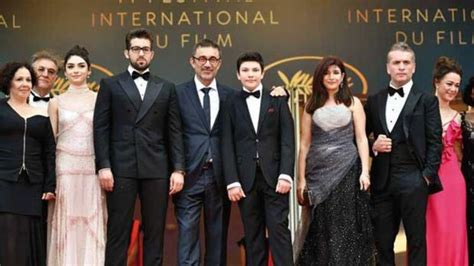 M­u­r­a­t­ ­C­e­m­c­i­r­,­ ­E­n­ ­İ­y­i­ ­E­r­k­e­k­ ­O­y­u­n­c­u­ ­Ö­d­ü­l­ü­ ­İ­ç­i­n­ ­­Y­e­n­i­ ­B­a­t­m­a­n­­ ­i­l­e­ ­Y­a­r­ı­ş­a­c­a­k­